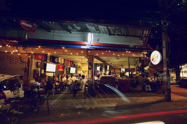 Yawk Bar Photos