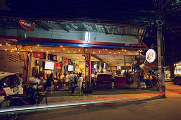 Yawk Bar Photos