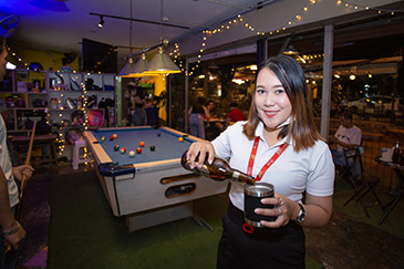 Yawk Bar Photos