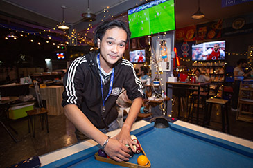 Yawk Bar Photos