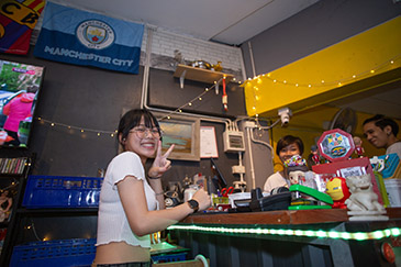 Yawk Bar Photos