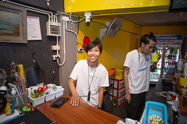 Yawk Bar Photos