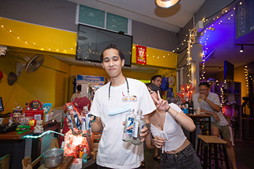 Yawk Bar Photos