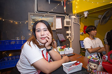 Yawk Bar Photos