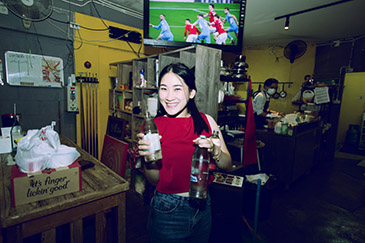 Yawk Bar Photos