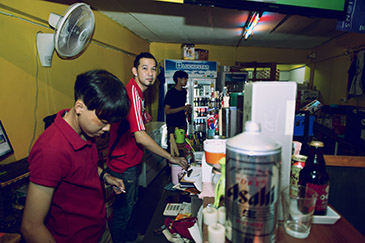 Yawk Bar Photos