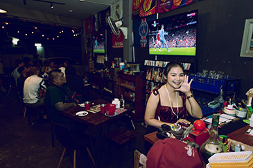 Yawk Bar Photos